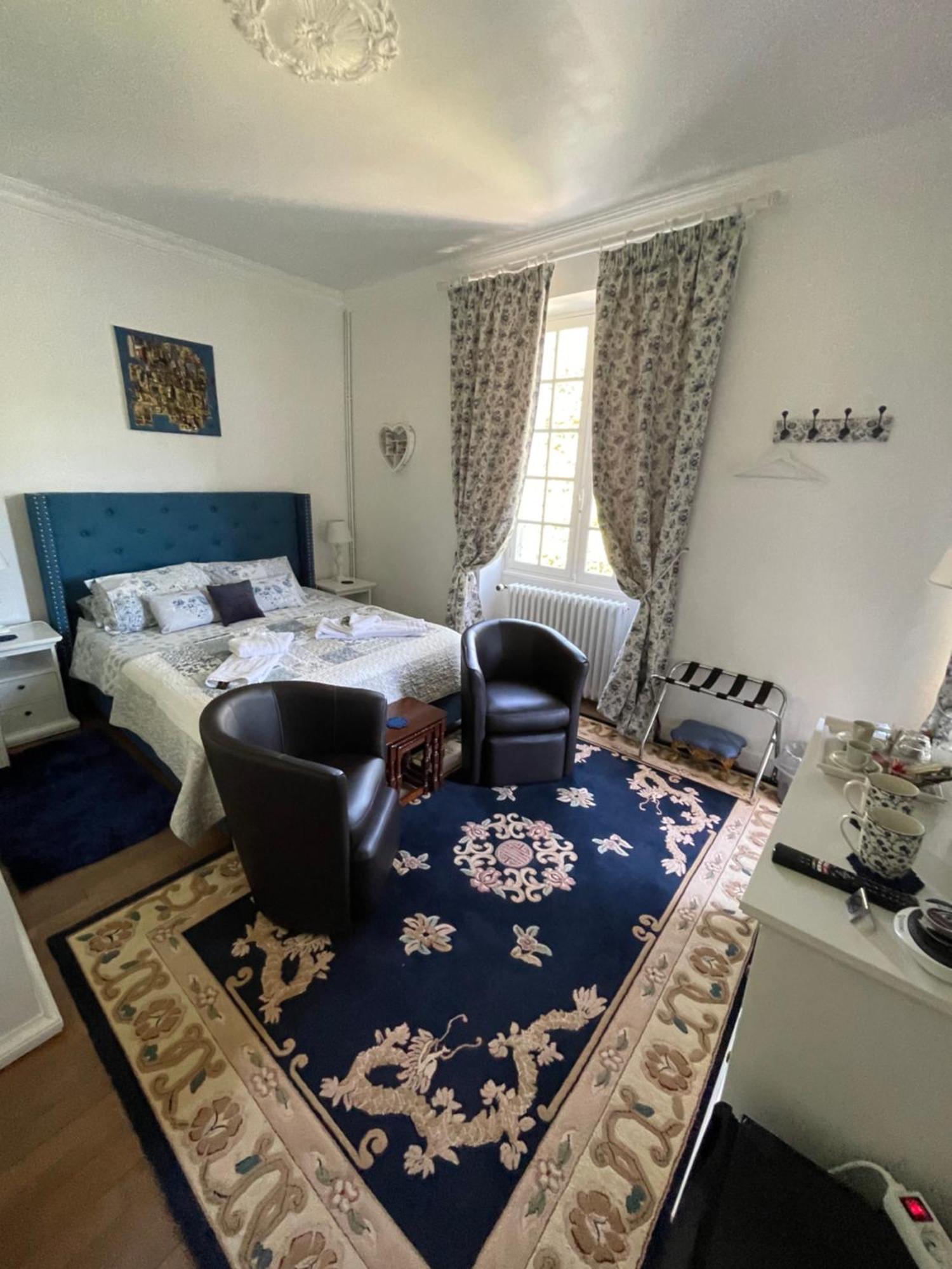 Vue Du Chateau D'Excideuil En Chambres المظهر الخارجي الصورة